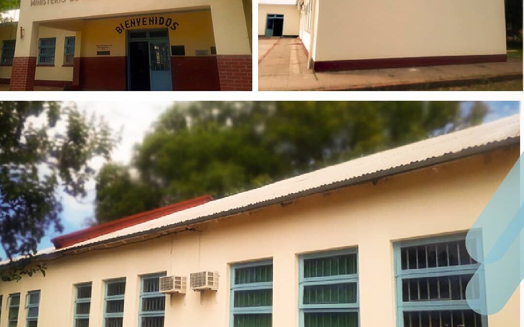 Tuvimos intervención en Colonia Elisa. Realizamos mejoramos las paredes, pinturas, aberturas y todas las obras para garantizar aulas limpias, cómodas y seguras para los y las estudiantes.