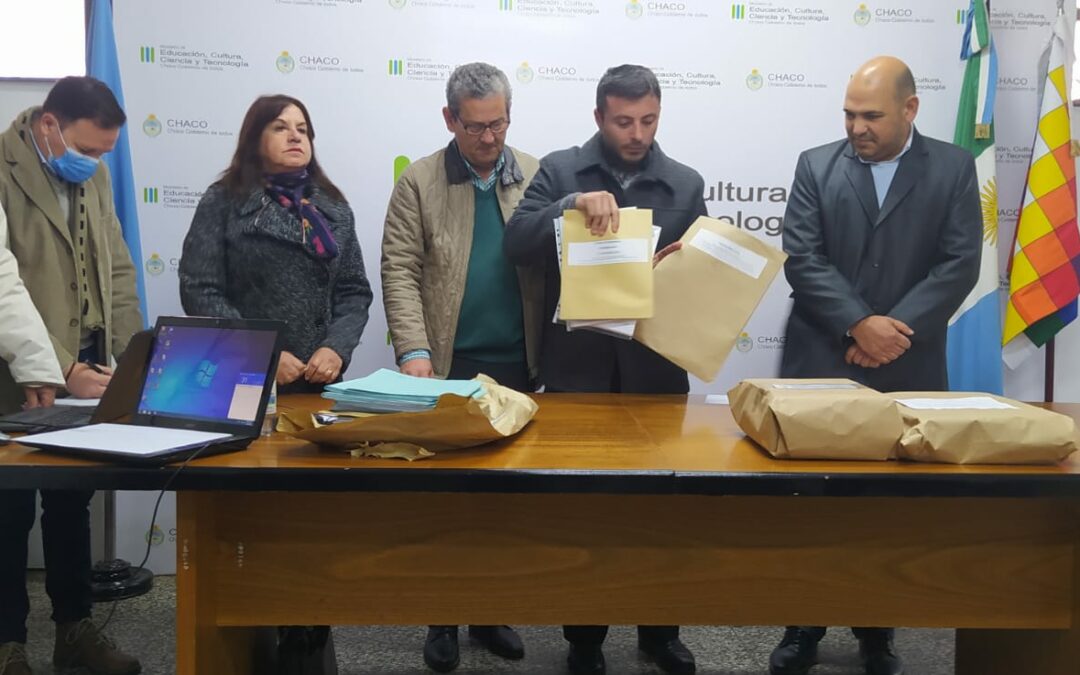 Abrimos los sobres para la licitación de sustitución del edificio de la Escuela de Educación Primaria N° 947 de Makallé, con un presupuesto de $241.719.964,19 financiado por el Programa 37.