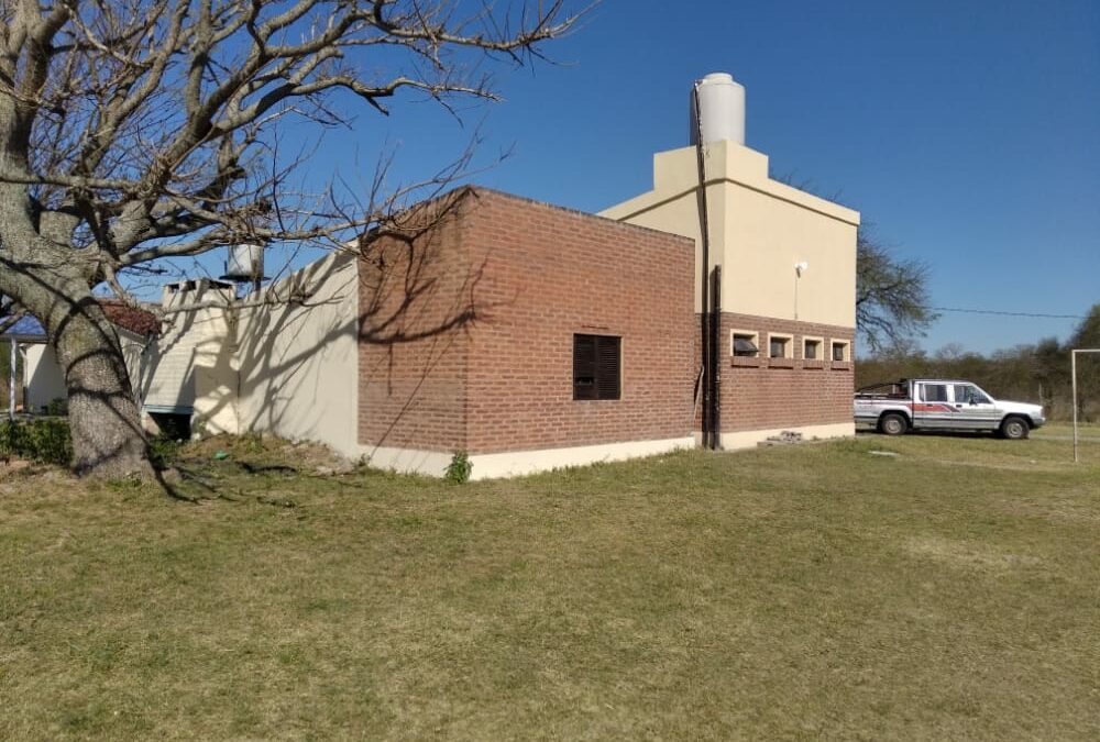 E.E.P Nº 636, “Juan Bautista Ambrosetti” Paraje Km 25 en la localidad de Cote Lai, se efectúan obras  para la refacción del establecimiento, con un presupuesto oficial de $2.714.265,75 y un plazo de ejecución de 21 días.