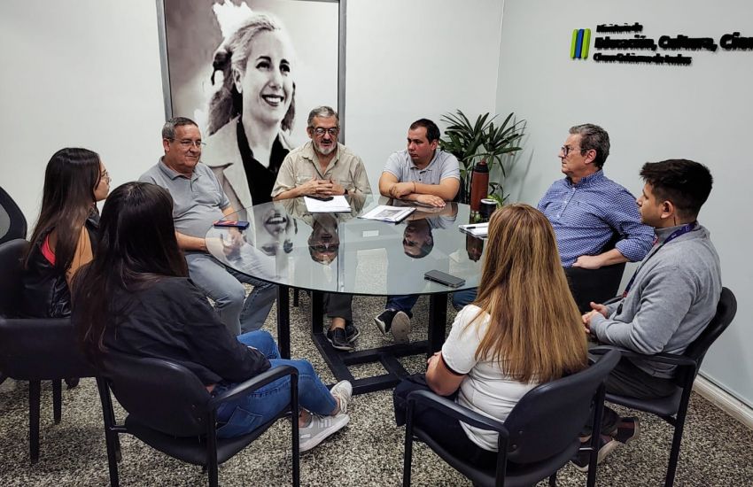 EDUCACIÓN SE REUNIÓ CON LA FAMILIA DEL NIÑO AGREDIDO EN JARDÍN MATERNAL Y ACOMPAÑARÁ TODAS ACTUACIONES PARA ESCLARECER EL HECHO