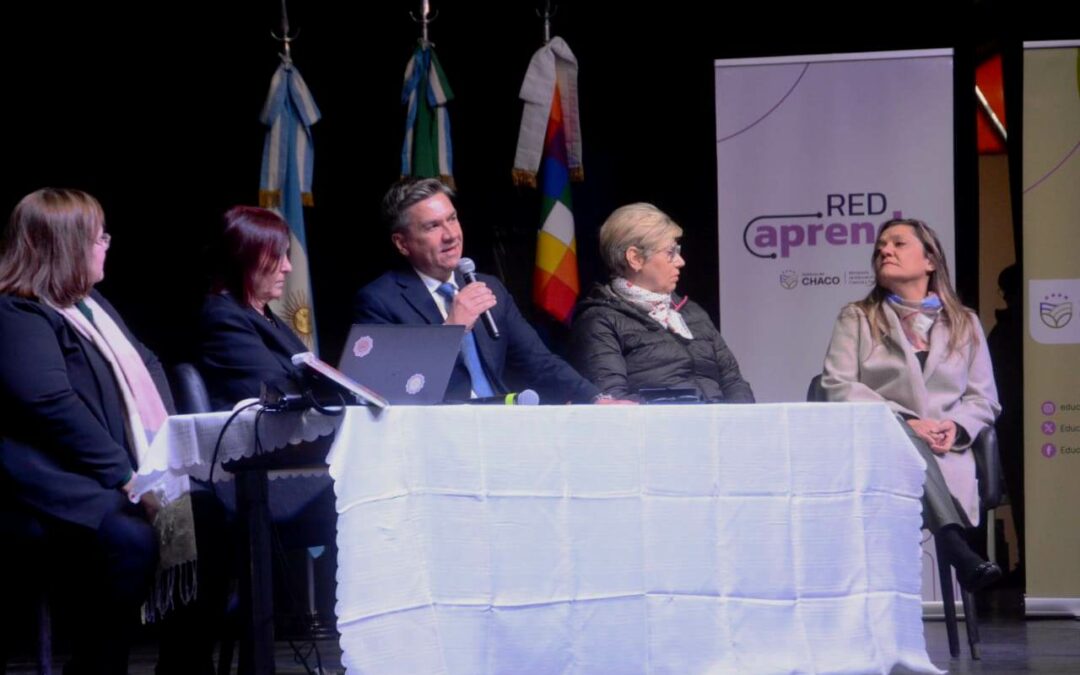 El gobernador ratificó que se garantizará la red de formación docente que permitirá mejorar la calidad educativa