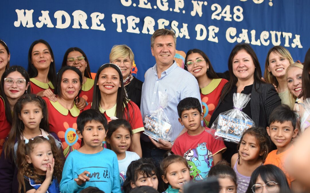 TRES ISLETAS: EL GOBERNADOR INSTÓ A DEVOLVERLE A LA EDUCACIÓN DEL CHACO EL VALOR Y EL RESPETO A LOS DOCENTES 