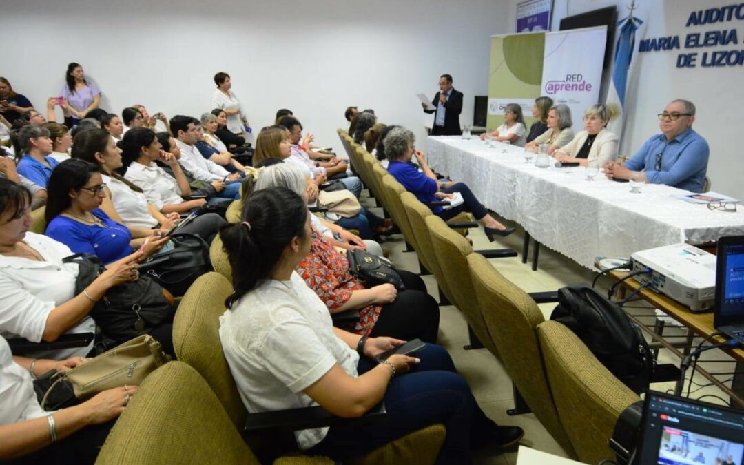 RED APRENDE: MÁS DE 2500 BIBLIOTECARIOS SE CAPACITAN EN ALFABETIZACIÓN INFORMACIONAL