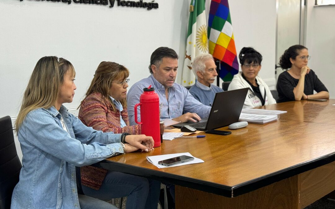 SE REPROGRAMARON LAS ELECCIONES DOCENTES Y NO DOCENTES