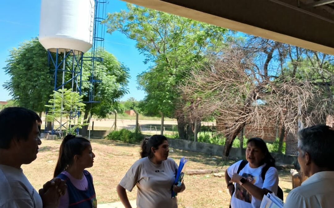 EDUCACIÓN LOGRÓ RECUPERAR UN AULA MÓVIL EN MIRAFLORES Y SE COMPROMETIÓ A CONSTRUIR UN NUEVO SALÓN 