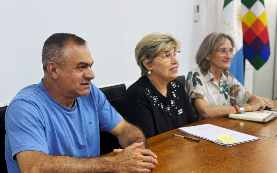 MÁS DE 9.000 DOCENTES CHAQUEÑOS INICIARON LA CAPACITACIÓN «APRENDO LEYENDO»