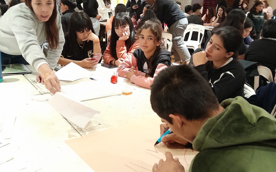 Estudiantes chaqueños representaron a sus cooperativas escolares en un encuentro nacional