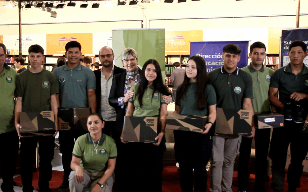 EDUCACIÓN ENTREGÓ CALZADOS DE SEGURIDAD A ESTUDIANTES DE ESCUELAS TÉCNICAS PARA LAS PRÁCTICAS PROFESIONALIZANTES 