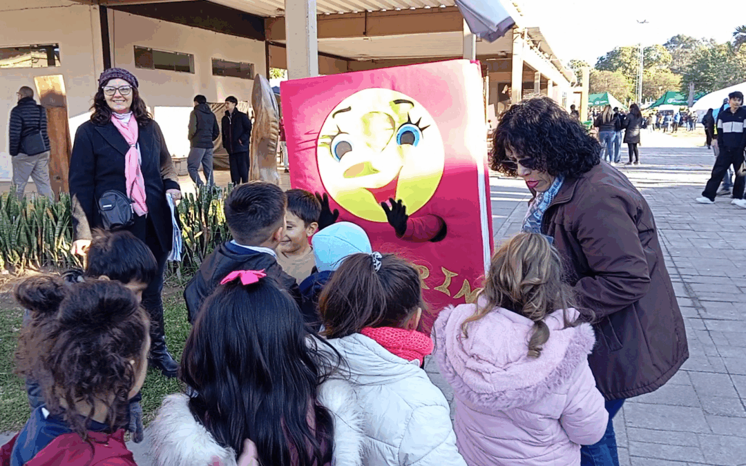 LA FERIA PROVINCIAL DEL LIBRO CON MÚLTIPLES ACTIVIDADES ACERCA A LOS CHICOS A LA LECTURA 