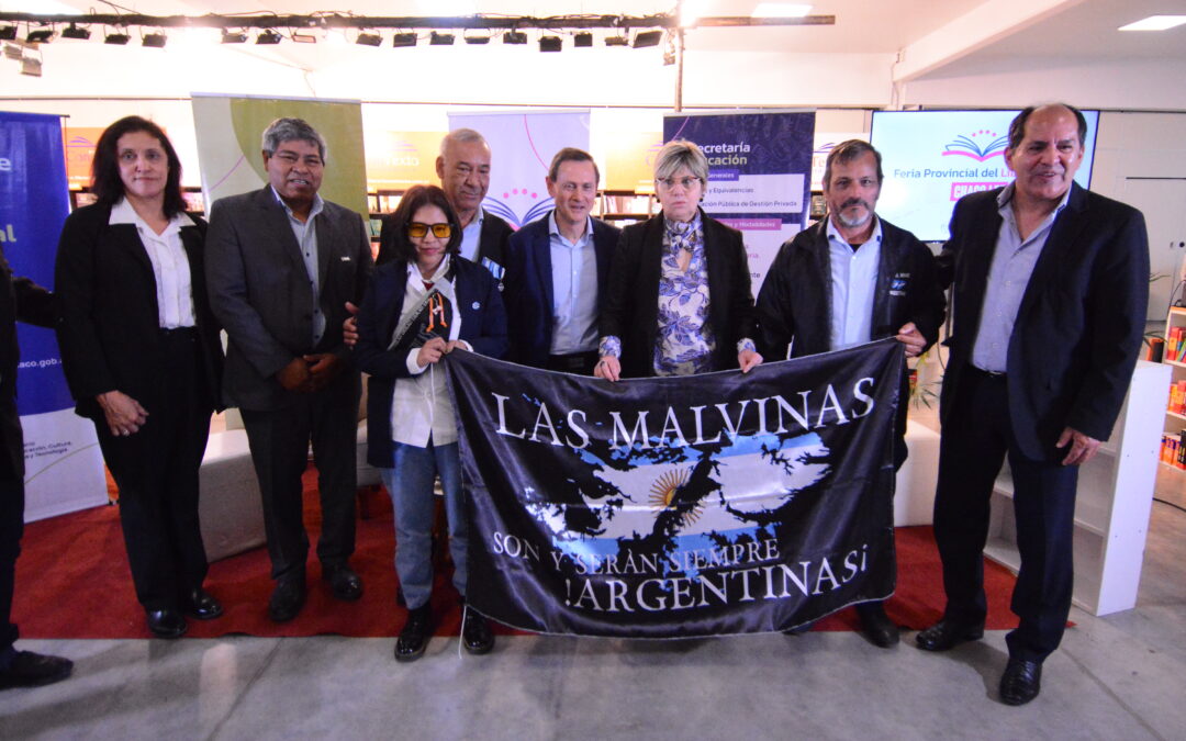 Educación presentó la Olimpiada Provincial Historia de Malvinas en la Feria del Libro