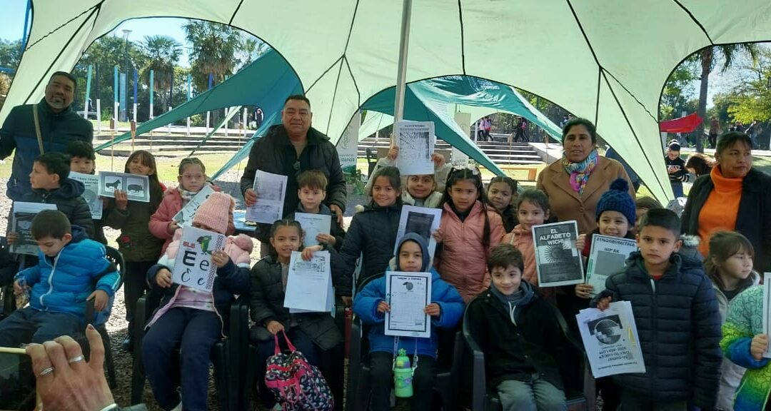 EN LA FERIA PROVINCIAL DEL LIBRO SE REALIZARON TALLERES PARA VISIBILIZAR LA IMPORTANCIA DE LA EDUCACIÓN BILINGÜE INTERCULTURAL