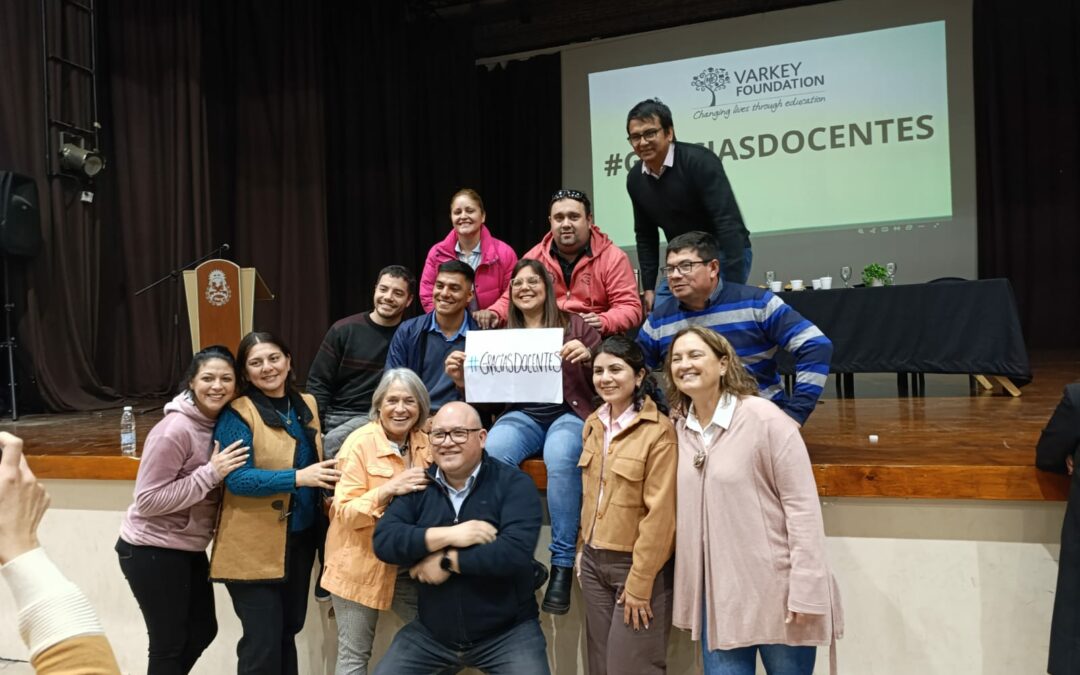 CAPACITACIÓN DOCENTE: SEGUNDO ENCUENTRO PRESENCIAL SOBRE APRENDIZAJE BASADO EN PROYECTOS QUE APORTAN A LA TRANSFORMACIÓN DE LA ESCUELA SECUNDARIA