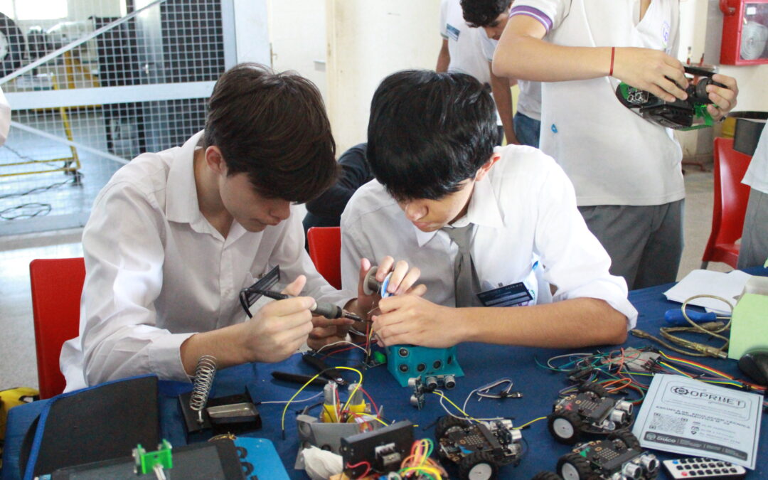 MÁS DE DIEZ ESCUELAS TÉCNICAS PARTICIPARON DE LA OLIMPIADA PROVINCIAL DE ROBÓTICA, INFORMÁTICA E INNOVACIÓN 