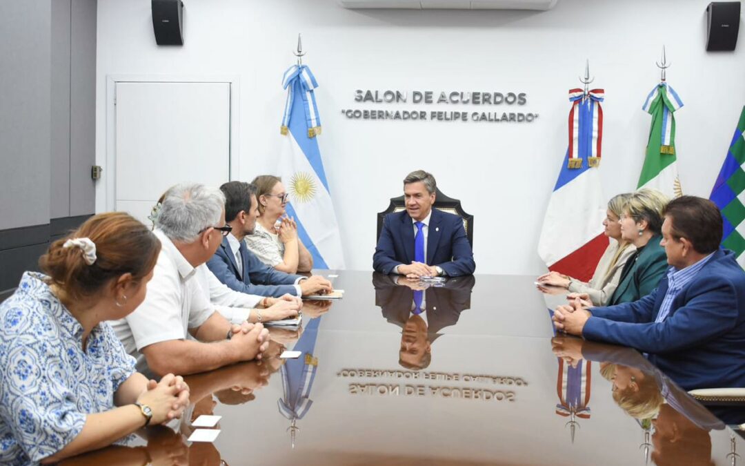 EL GOBIERNO DEL CHACO AVANZA EN UN ACUERDO DE INTERCAMBIO EDUCATIVO CON FRANCIA