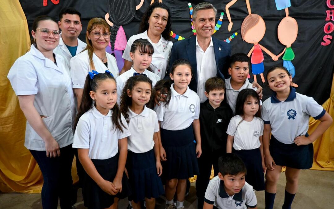 “ESTAMOS COMPROMETIDOS EN REALZAR LA CALIDAD EDUCATIVA”, DIJO ZDERO EN LA ESCUELA ESPECIAL DE SAN MARTÍN QUE FUE REFACCIONADA Y DONDE ENTREGÓ TABLETS A INSTITUCIONES