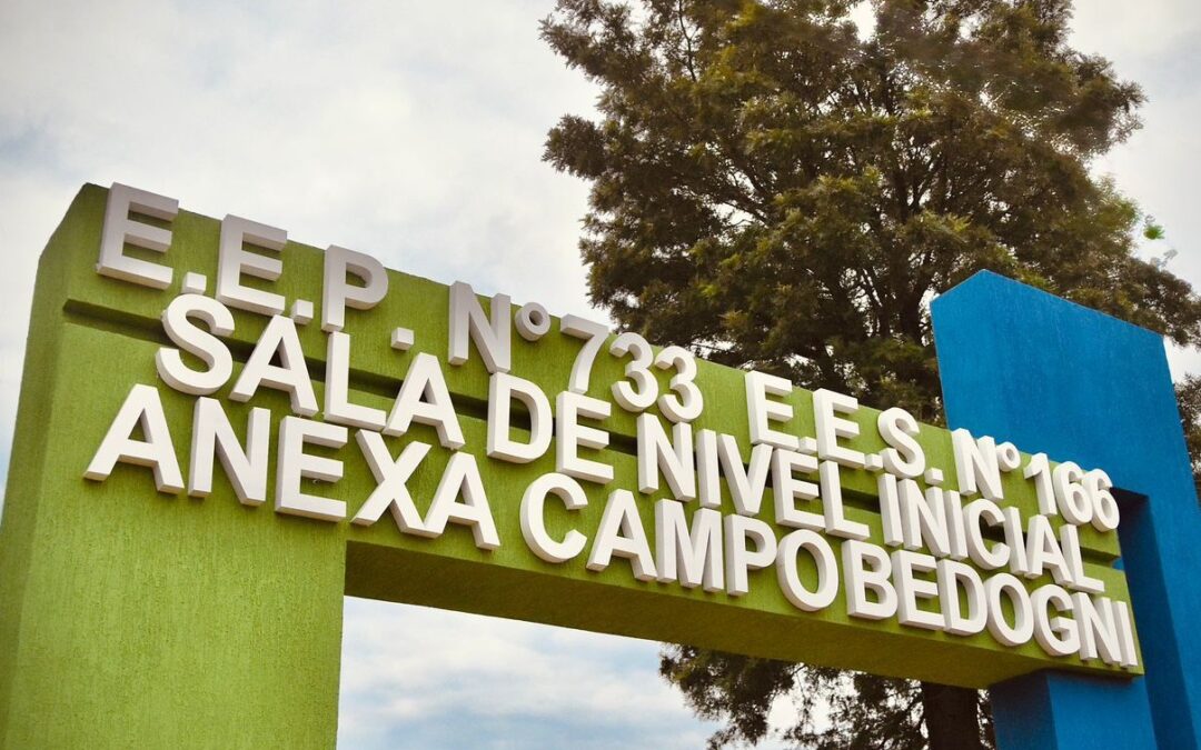 CAMPO BEDOGNI: EL GOBERNADOR ZDERO INAUGURÓ EL NUEVO EDIFICIO ESCOLAR PARA LOS TRES NIVELES