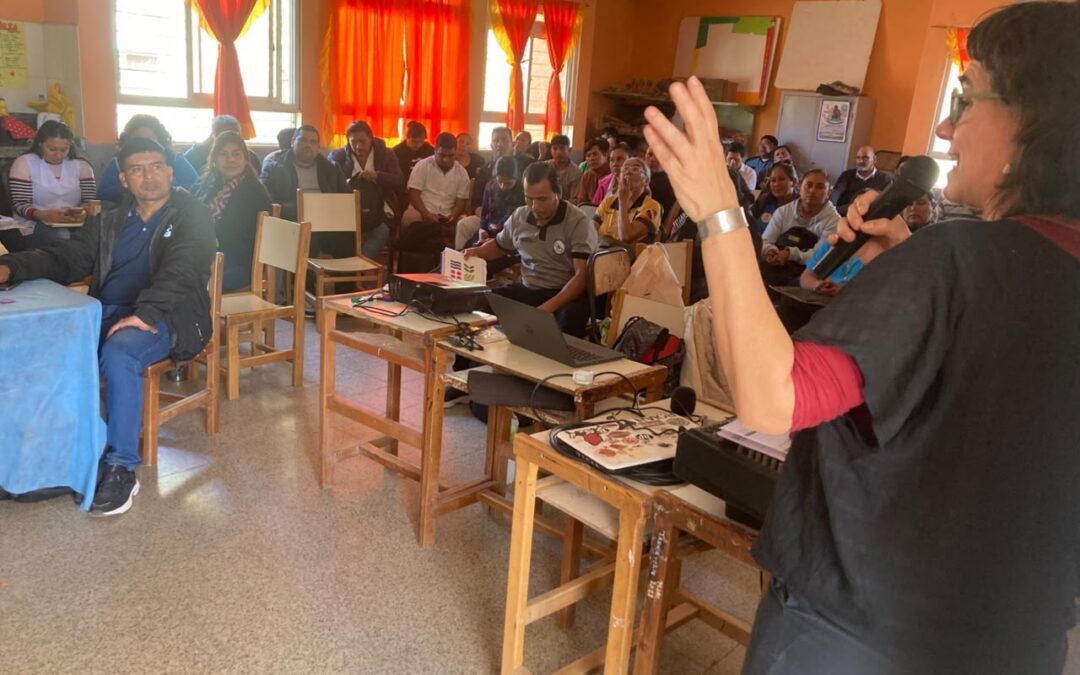 EDUCACIÓN AVANZA CON LA IMPLEMENTACIÓN DE PROYECTOS EDUCATIVOS BILINGÜES INTERCULTURALES
